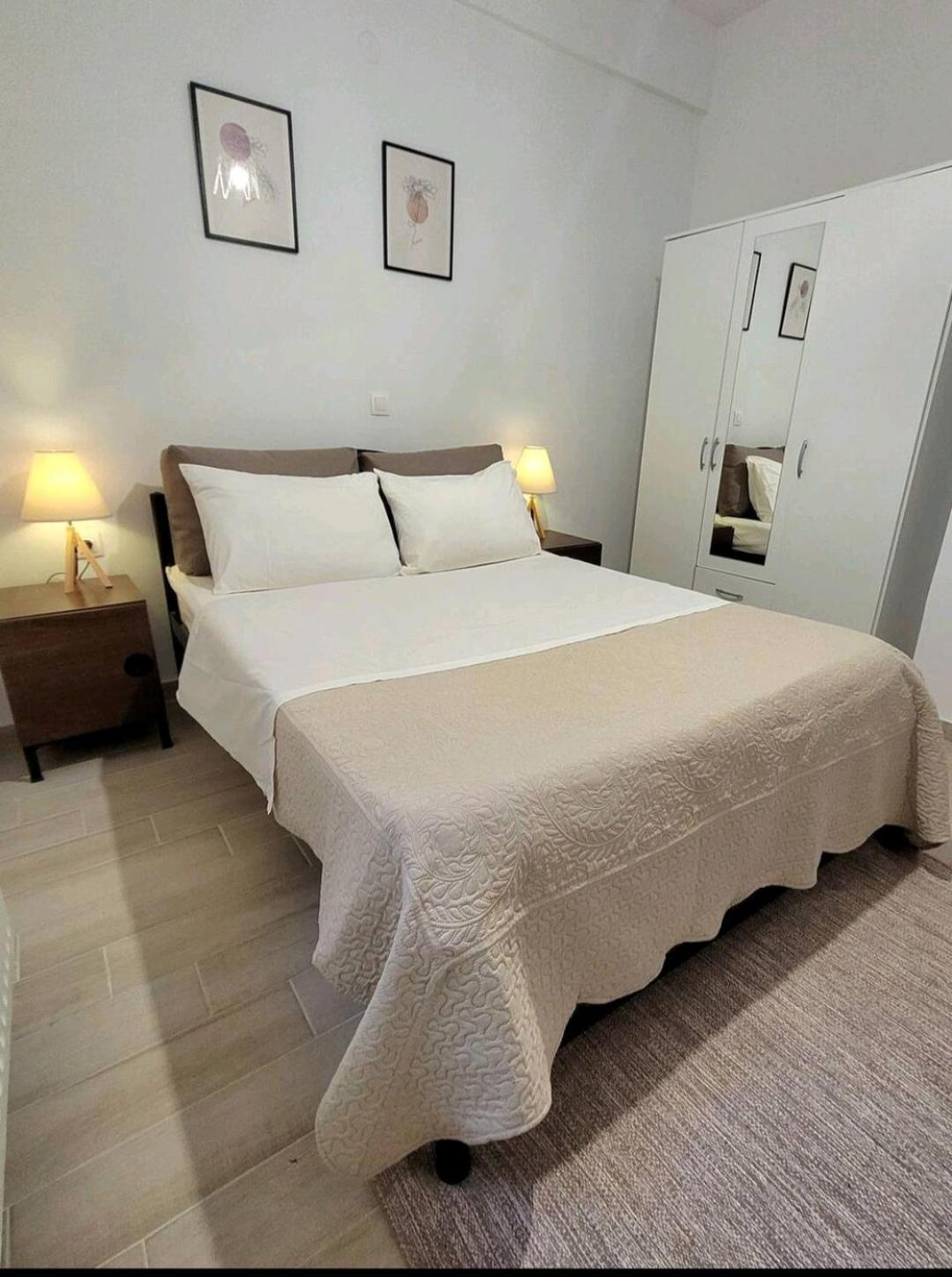 Center River Apartment Florina Ngoại thất bức ảnh