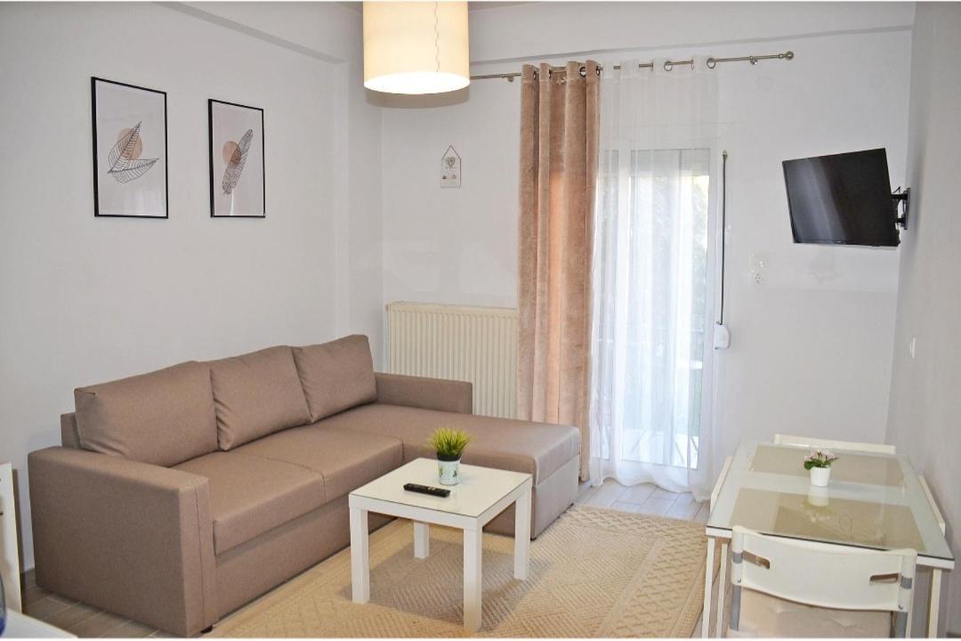 Center River Apartment Florina Ngoại thất bức ảnh